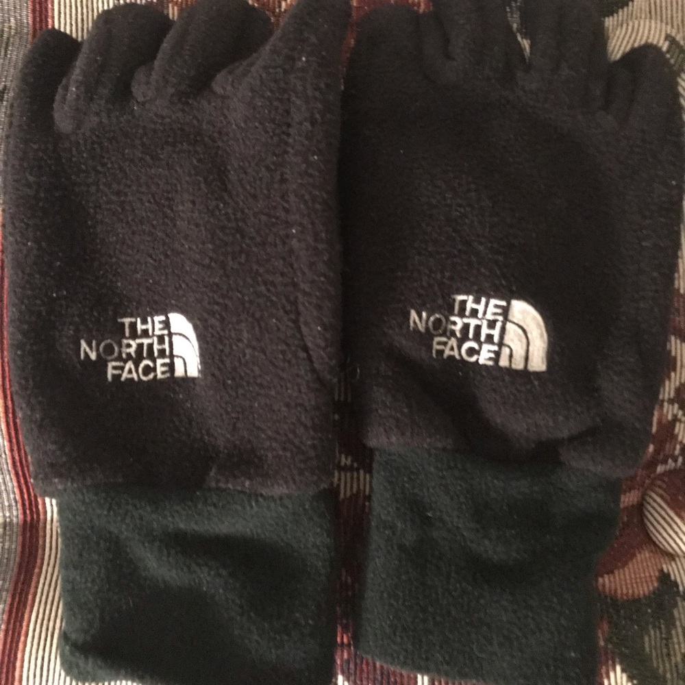 SALE The North Face Men’s open finger gloves
